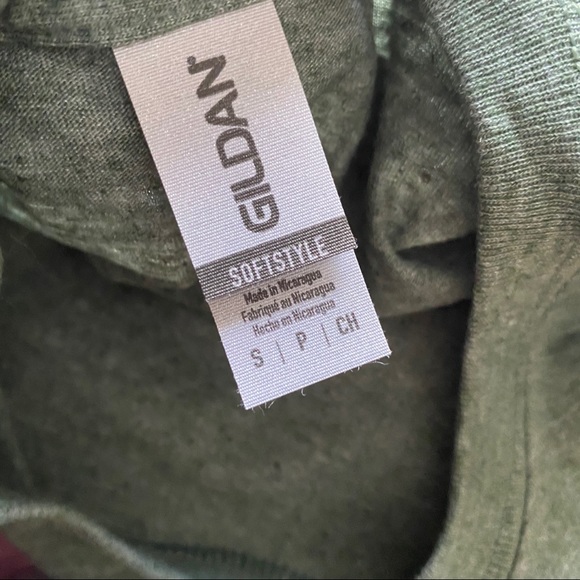 Christmas Movie Tee Shirt New Small - Picture 3 of 5